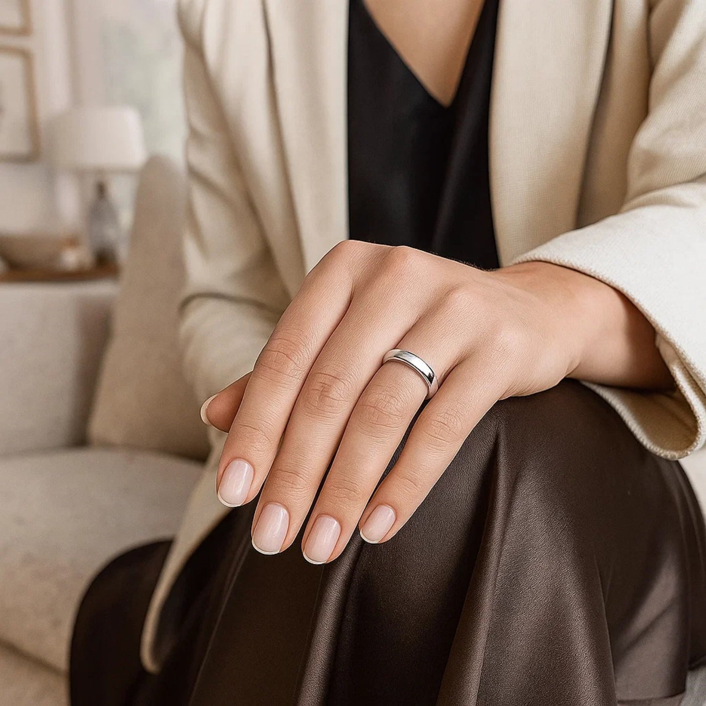 14k White Gold Comfort Fit Wedding Band(5.00 mm)